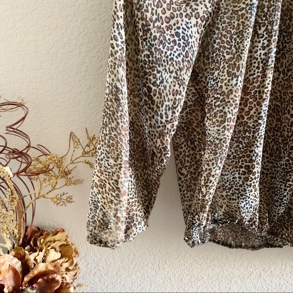 Speechless Leopard Prnt Peasant Long Sleeve Blouse - Picture 3 of 8